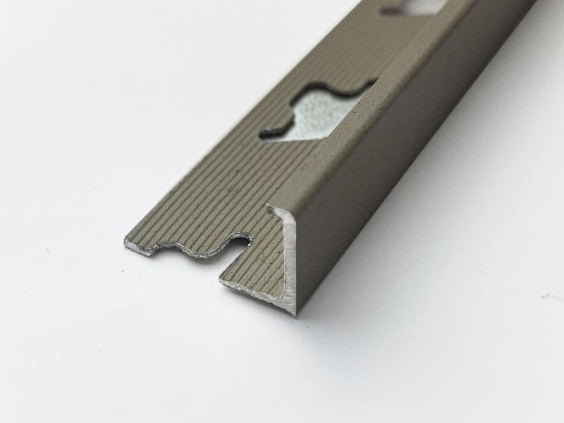 Aluminium L-Profil élvédő homok kőhatású 10 mm.
